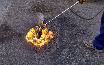 Menethorpe flat roofing repairs